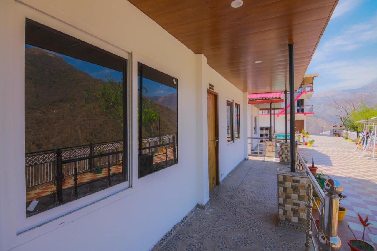 V Resorts Brv Resort 무소리에 외부 사진